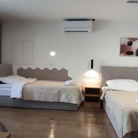 Rift Luxury