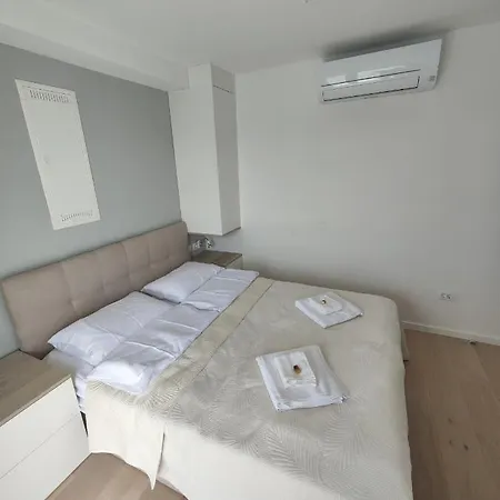 Rift Luxury Marusici (Split-Dalmatia)