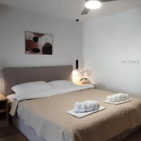 Rift Luxury